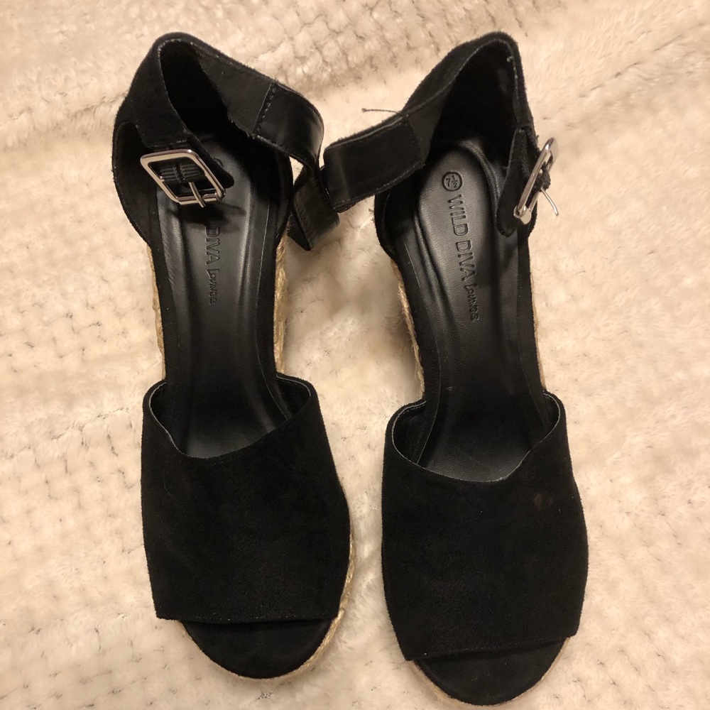 Wedge heels